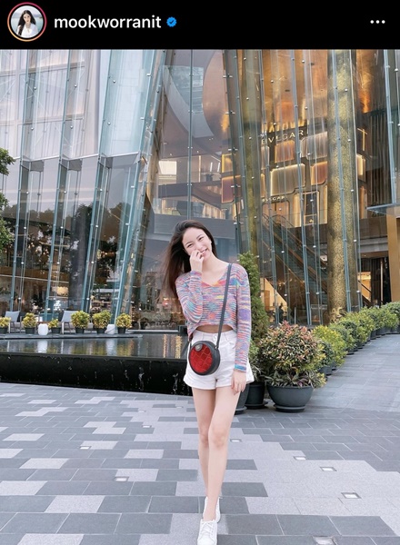 มุก วรนิษฐ์ ตอกกลับเกรียนขาหื่น คอมเมนต์หยาบคายขอซื้อชุดชั้นใน มุก วรนิษฐ์ ตอกกลับเกรียนขาหื่น คอมเมนต์หยาบคายขอซื้อชุดชั้นใน