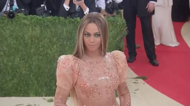 “ลิซ่า” ทรงอิทธิพลโลก!! ติด 10 คนแรกโผ Top 1000 Influencers ในสหรัฐ “ลิซ่า” ทรงอิทธิพลโลก!! ติด 10 คนแรกโผ Top 1000 Influencers ในสหรัฐ