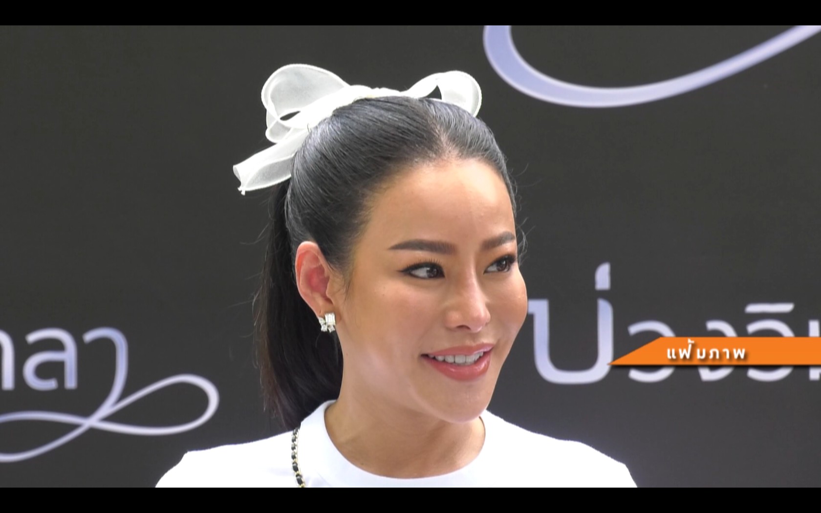 โมเมนต์เพื่อนรักกลับมาอีกครั้ง หนิง ปณิตา คอมเมนต์ IG เป้ย ปานวาด ให้กำลังใจหลานสาว