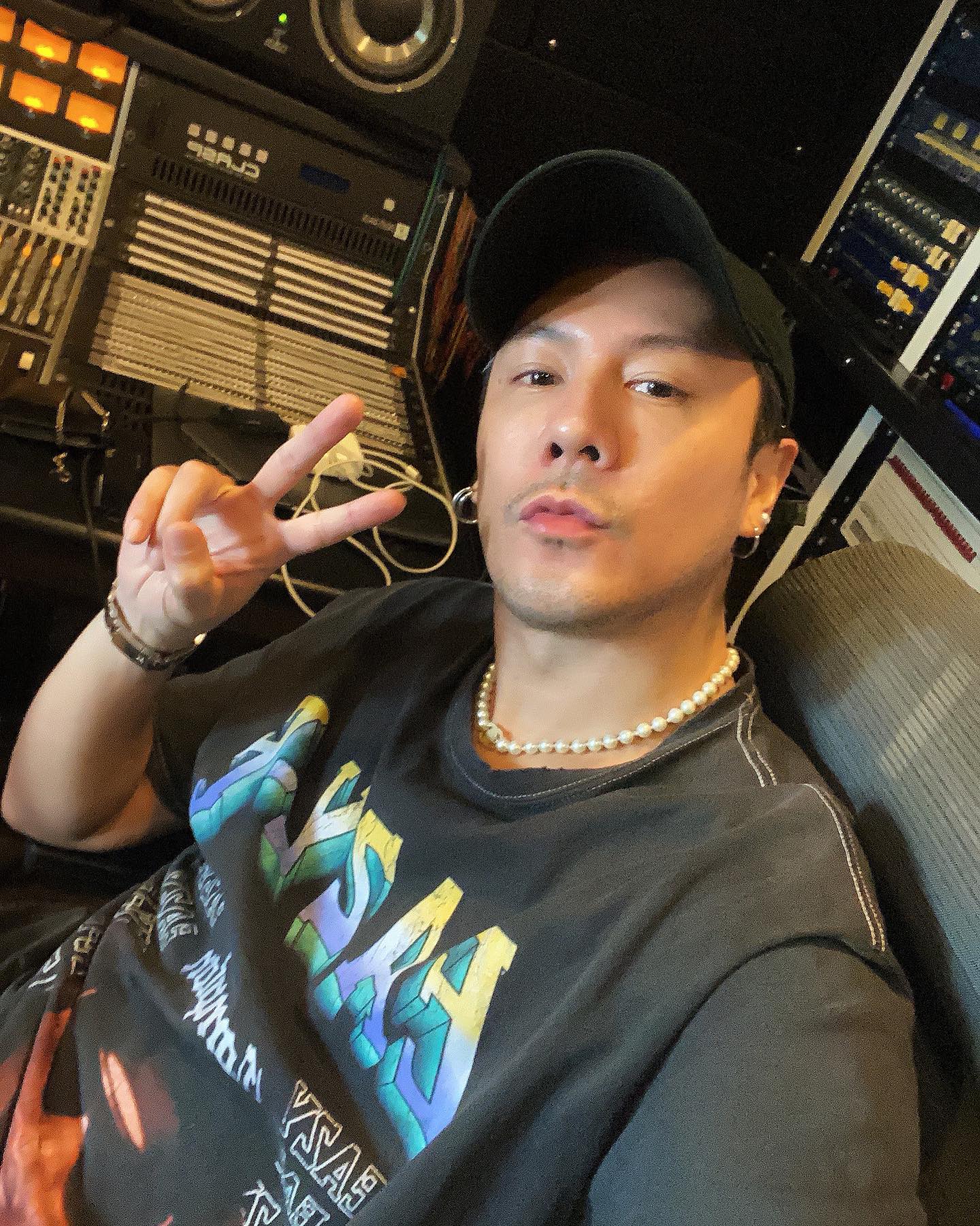 โดม ปกรณ์ ลัม คอมเมนต์ดึงสติ ILLSLICK หลังพูดพาดพิงนักร้องดัง 