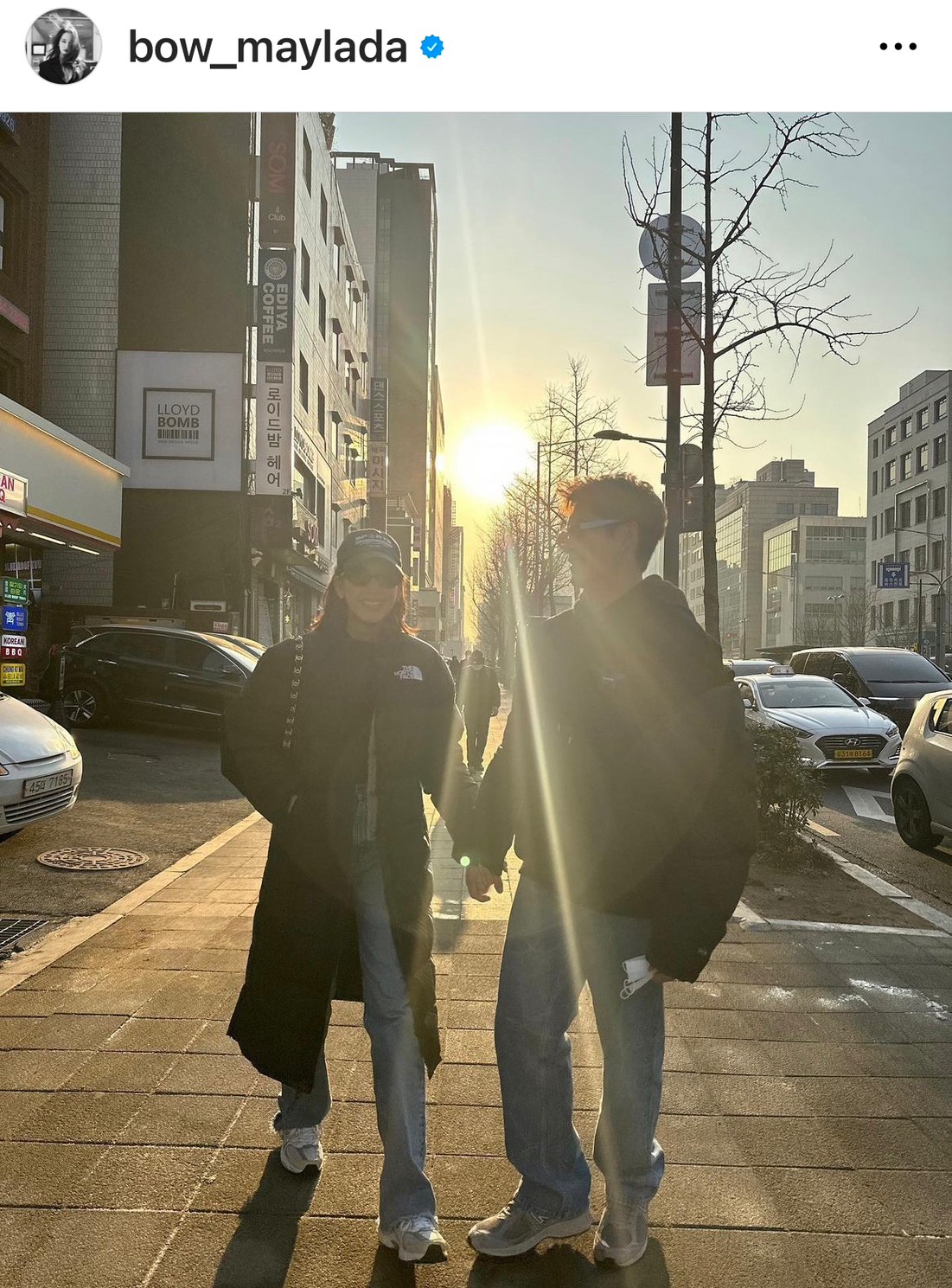 ครบรอบ 1 ปี! โบว์-อาเล็ก ควงคู่ดินเนอร์สุดหวาน ครบรอบ 1 ปี! โบว์-อาเล็ก ควงคู่ดินเนอร์สุดหวาน