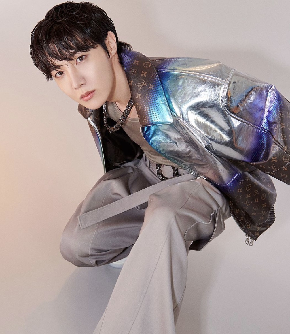 เจโฮป เข้ากรมแล้ว! เปิดภาพสมาชิกวง BTS รวมตัวครบ 7 คน