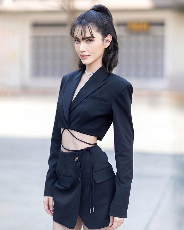 สุดสุดปัง !! ลิซ่า - ใหม่ โชว์หน้าท้องแบนราบ สุดสุดปัง !! ลิซ่า - ใหม่ โชว์หน้าท้องแบนราบ