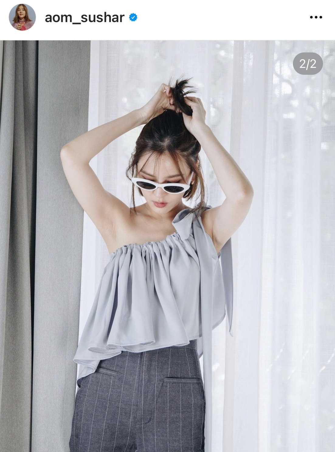 ออม สุชาร์ เขินเล่าทริปหวานที่สิงคโปร์ แย้มมีคุยเรื่องแต่งกับแฟนหนุ่ม แอมป์ บ้างแล้ว!