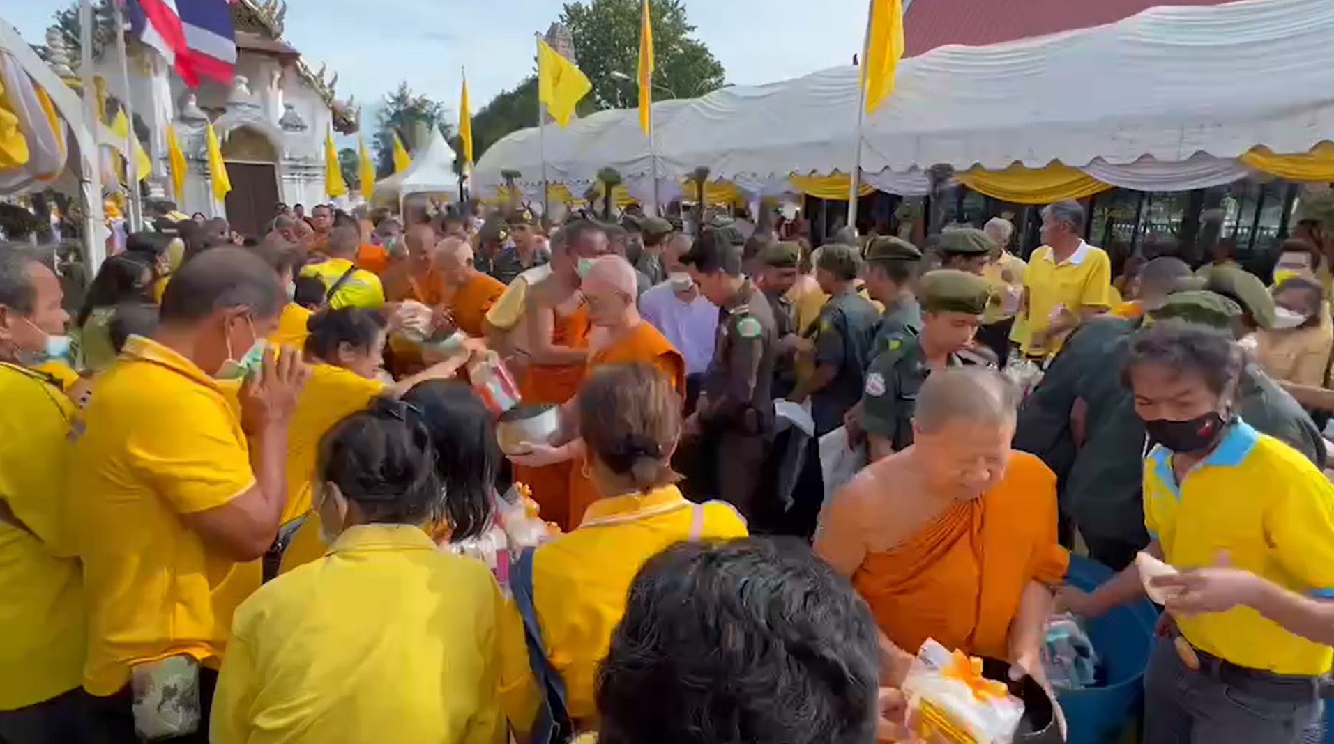 เปิดภาพกรุงเก่าจัดช้าง 10 เชือก เดินขบวนเฉลิมพระเกียรติ เปิดภาพกรุงเก่าจัดช้าง 10 เชือก เดินขบวนเฉลิมพระเกียรติ