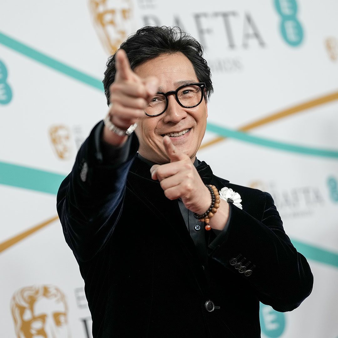 พรมแดงอลังการ!! ‘เจ้าชายวิลเลียมและพระชายา’ เสด็จร่วมงานประกาศรางวัล BAFTA ครั้งที่ 76 พรมแดงอลังการ!! ‘เจ้าชายวิลเลียมและพระชายา’ เสด็จร่วมงานประกาศรางวัล BAFTA ครั้งที่ 76