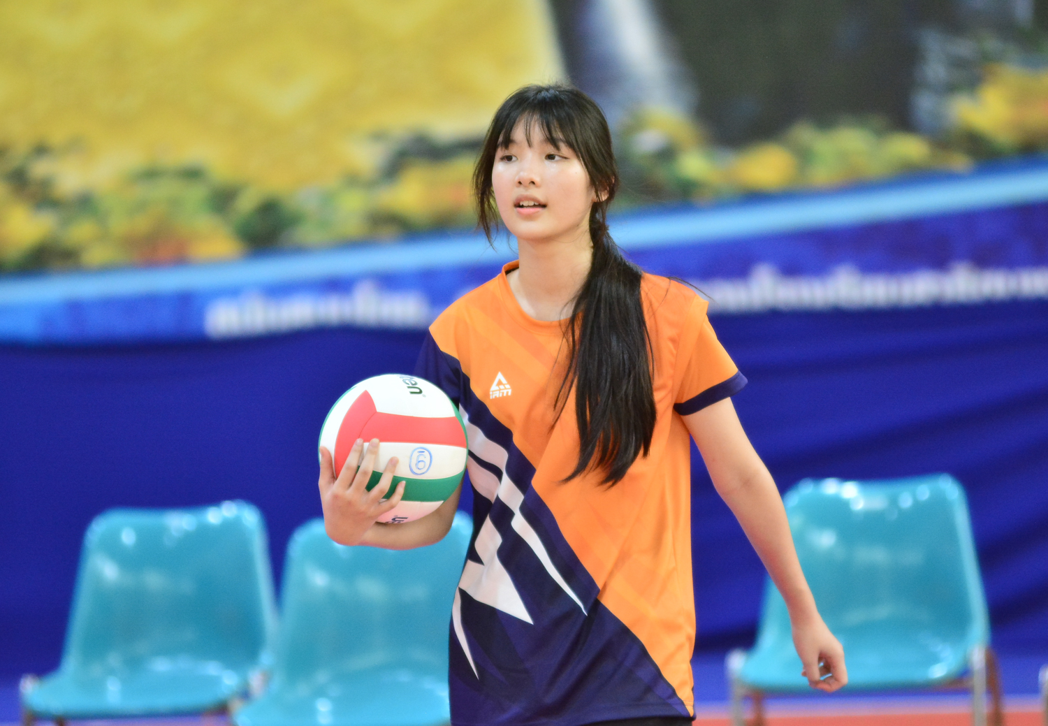 (คลิป)'ส้ม ศศิธร' เปิดอะคาเดมี่สอนวอลเลย์บอลตั้ง 'พรพรรณ' เป็นแบรนด์แอมบาสเดอร์