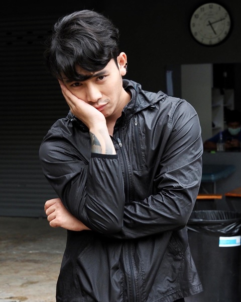 ไม่เคยลืม!! เบิ้ล ปทุมราช มีเงิน 400 บาท มุ่งหน้าเพื่ออยากเป็นนักร้อง ไม่เคยลืม!! เบิ้ล ปทุมราช มีเงิน 400 บาท มุ่งหน้าเพื่ออยากเป็นนักร้อง