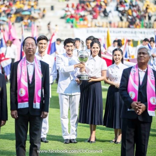 5 คนบันเทิง ได้เป็น ผู้อัญเชิญพระเกี้ยว ในงานฟุตบอลประเพณีฯ