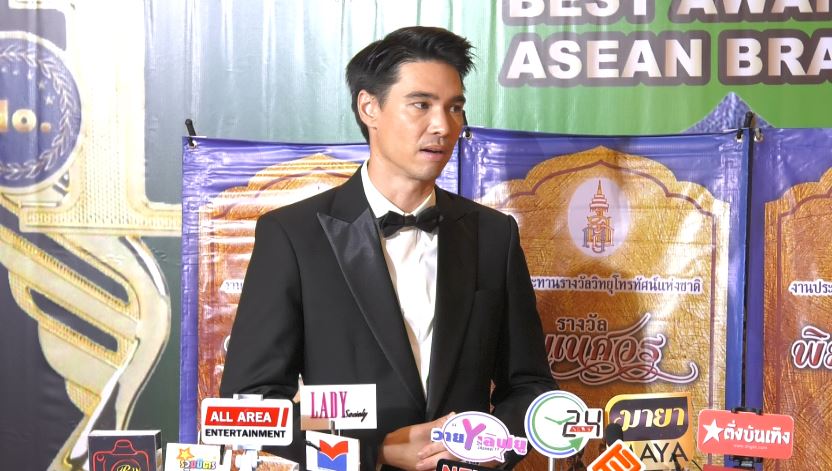 อุบบอกเพศลูกคนที่ 3 แมทธิว เผย เดมี่ เห่อน้องมากกว่าใคร!