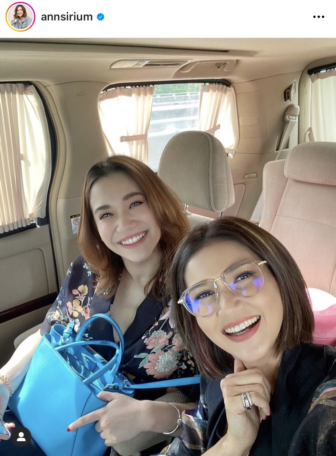 แอน สิเรียม ไม่ยุ่งเรื่องรักลูกสาว ด้าน นนนี่ ยืนยัน ยังโสดสนิท มองรักครั้งเก่าเป็นบทเรียน แอน สิเรียม ไม่ยุ่งเรื่องรักลูกสาว ด้าน นนนี่ ยืนยัน ยังโสดสนิท มองรักครั้งเก่าเป็นบทเรียน