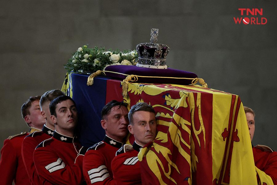 มงกุฎอิมพีเรียลเสตต มงกุฎแห่งราชวงศ์อังกฤษ มงกุฎอิมพีเรียลเสตต มงกุฎแห่งราชวงศ์อังกฤษ