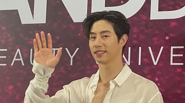 แฟนคลับแน่น “มาร์ค ต้วน”  ร่วมงานอีเว้นท์ใจกลางเมือง    (มีคลิป)