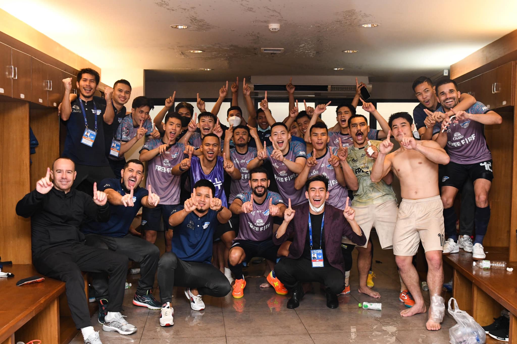 'ชลบุรีบลูเวฟ' ถล่มห้องเย็นท่าข้าม 7-1 ผงาดแชมป์ฟุตซอลไทยลีก2021-22