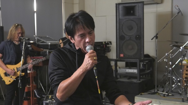 วงร็อคระดับตำนาน “ไมโคร” พร้อมระเบิดความมันส์อีกครั้งในรอบ 13 ปี    (มีคลิป)