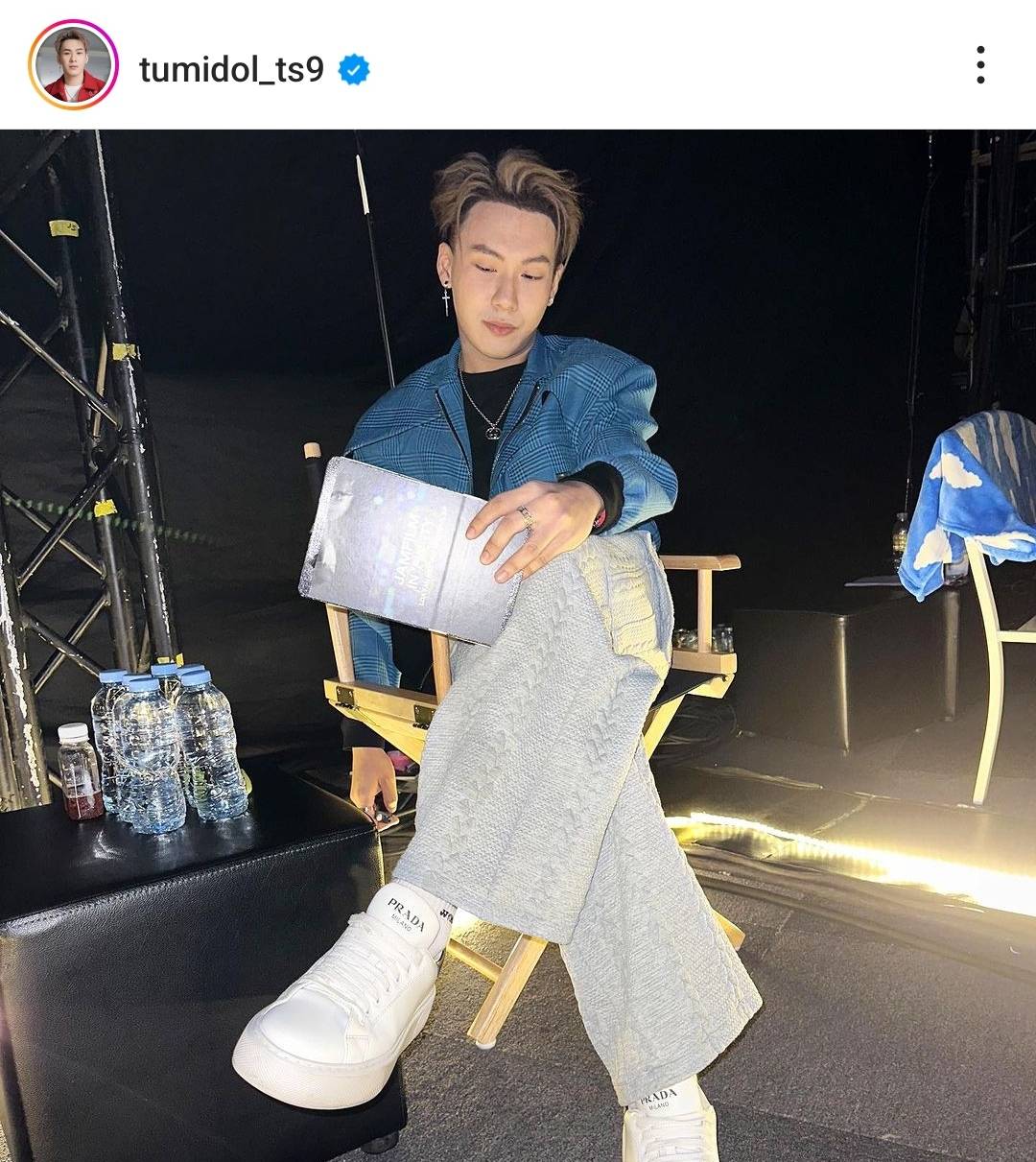 “ตั้ม วราวุธ” ชี้แจงปม “ใหม่ ดาวิกา” โดนโยงรุ่นพี่ดาราใช้ “สไมล์” ทำรายงานแทน “ตั้ม วราวุธ” ชี้แจงปม “ใหม่ ดาวิกา” โดนโยงรุ่นพี่ดาราใช้ “สไมล์” ทำรายงานแทน