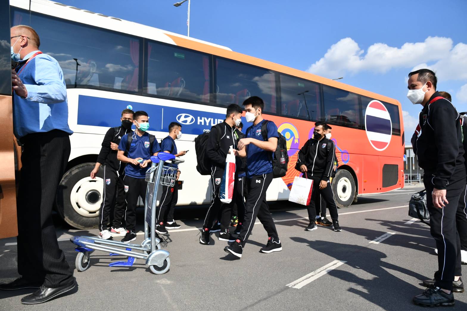 ด่วน! 'ฟุตซอลไทย' บินถึงลิทัวเนียแต่กระเป๋าเดินทางหายค่อนทีม ด่วน! 'ฟุตซอลไทย' บินถึงลิทัวเนียแต่กระเป๋าเดินทางหายค่อนทีม