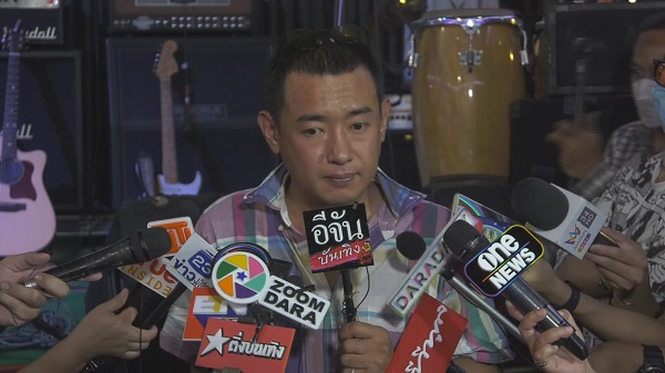 “อาทิตย์ ริว” ดีใจได้รับโอกาสในวงการบันเทิง พร้อมเคลียร์ประเด็นดราม่า    (มีคลิป)