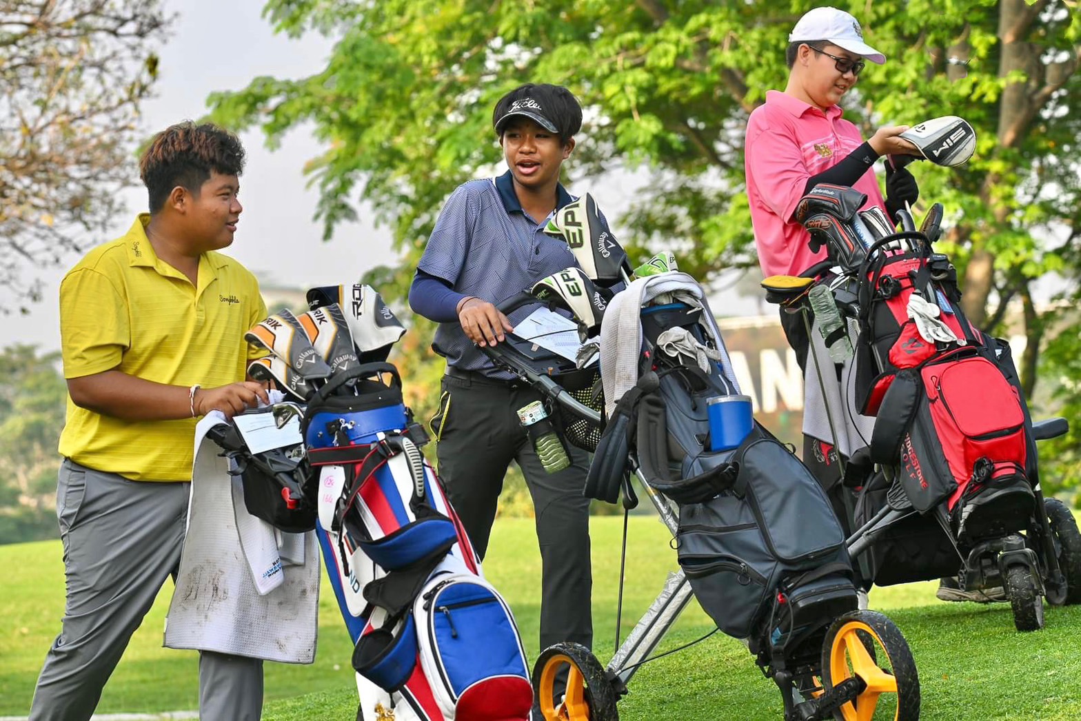 กอล์ฟ 'จูเนียร์ เอเชียน ทัวร์' สนาม 3 เตรียมระเบิดศึก 7-9 เม.ย. นี้ ที่กบินทร์บุรี กอล์ฟ 'จูเนียร์ เอเชียน ทัวร์' สนาม 3 เตรียมระเบิดศึก 7-9 เม.ย. นี้ ที่กบินทร์บุรี