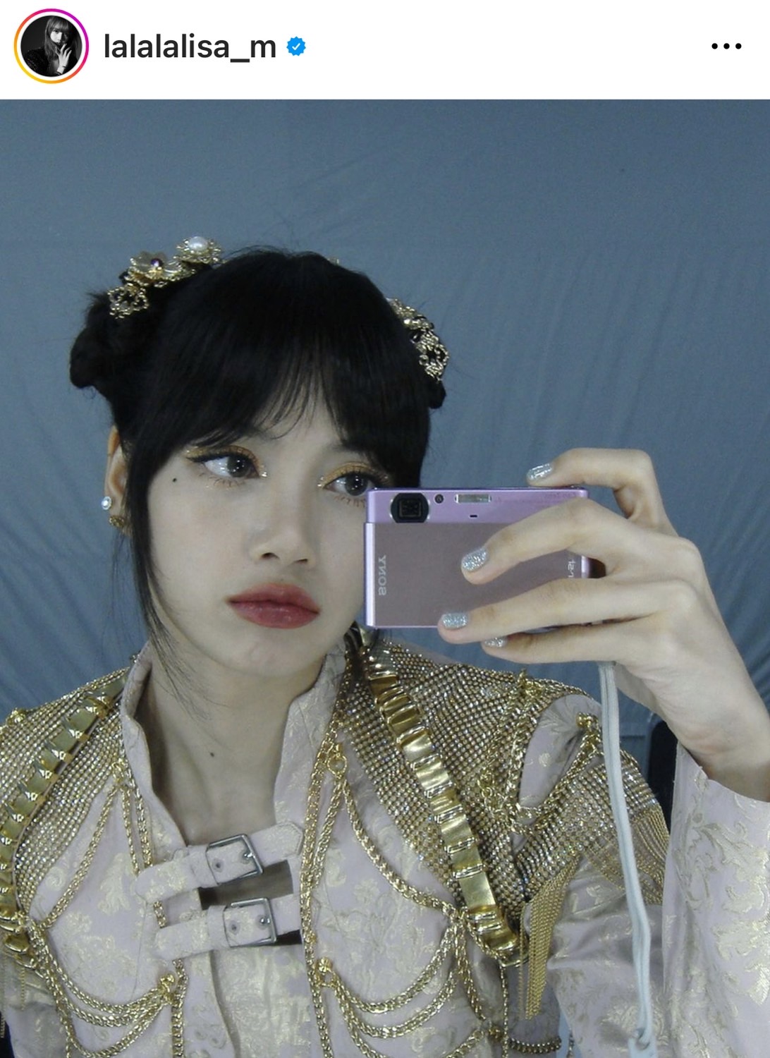 ลิซ่า ลลิษา โพสต์ข้อความถึงบลิ๊งค์ไทย หนูดีใจและตื่นเต้นมากที่ได้เจอกัน ลิซ่า ลลิษา โพสต์ข้อความถึงบลิ๊งค์ไทย หนูดีใจและตื่นเต้นมากที่ได้เจอกัน