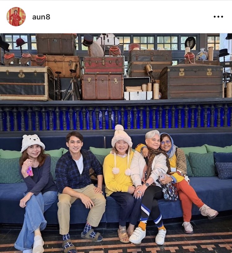 ลุ้นข่าวดี!  อ้วน รีเทิร์น โพสต์ภาพ หมอก้อง คุกเข่ากุมมือแฟนสาว 