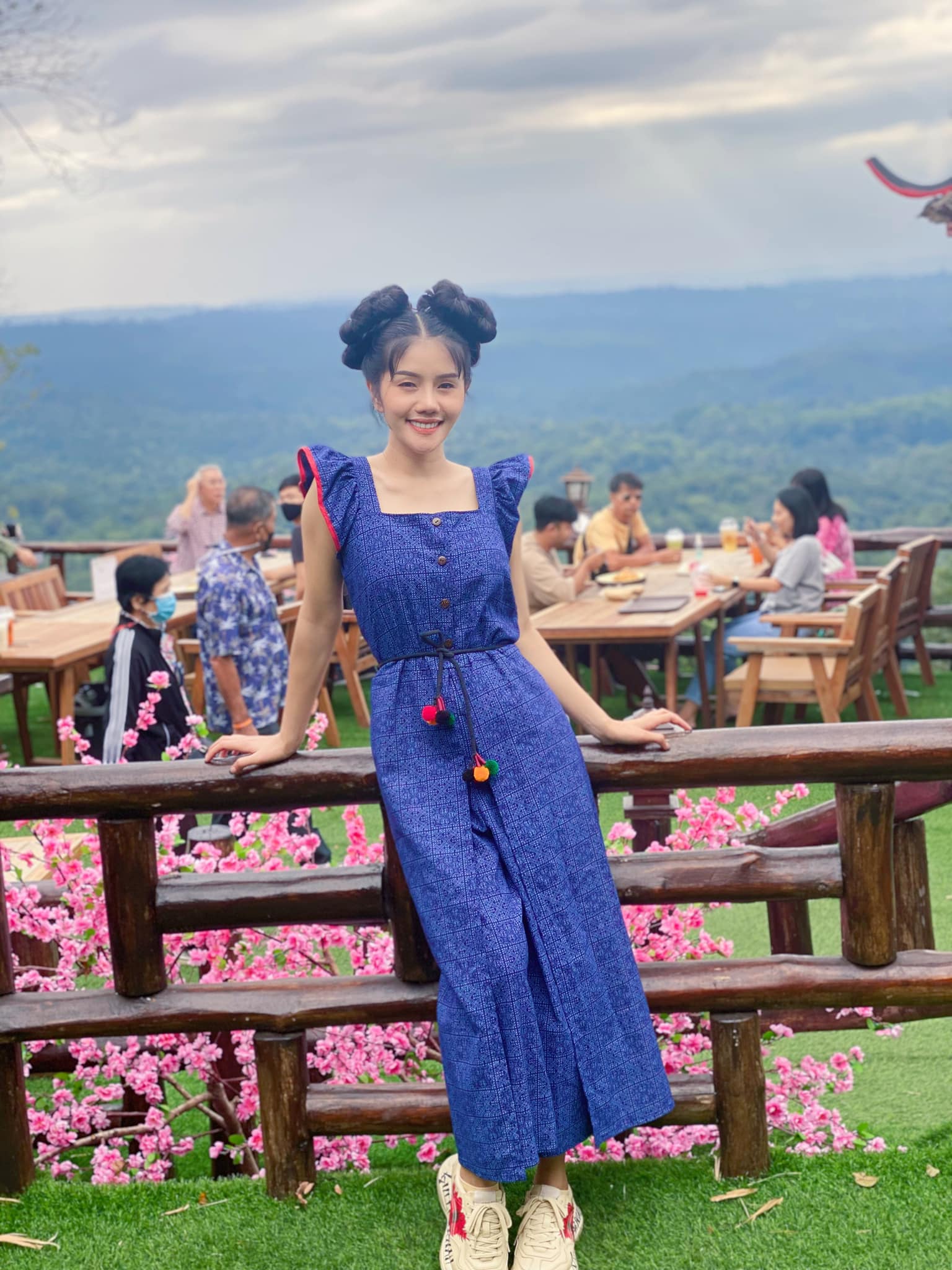 แพรวพราว แสงทอง ซุปตาร์หมอลำซิ่ง ติดเชื้อโควิด 19 พร้อมเข้ารับการรักษาทันที แพรวพราว แสงทอง ซุปตาร์หมอลำซิ่ง ติดเชื้อโควิด 19 พร้อมเข้ารับการรักษาทันที