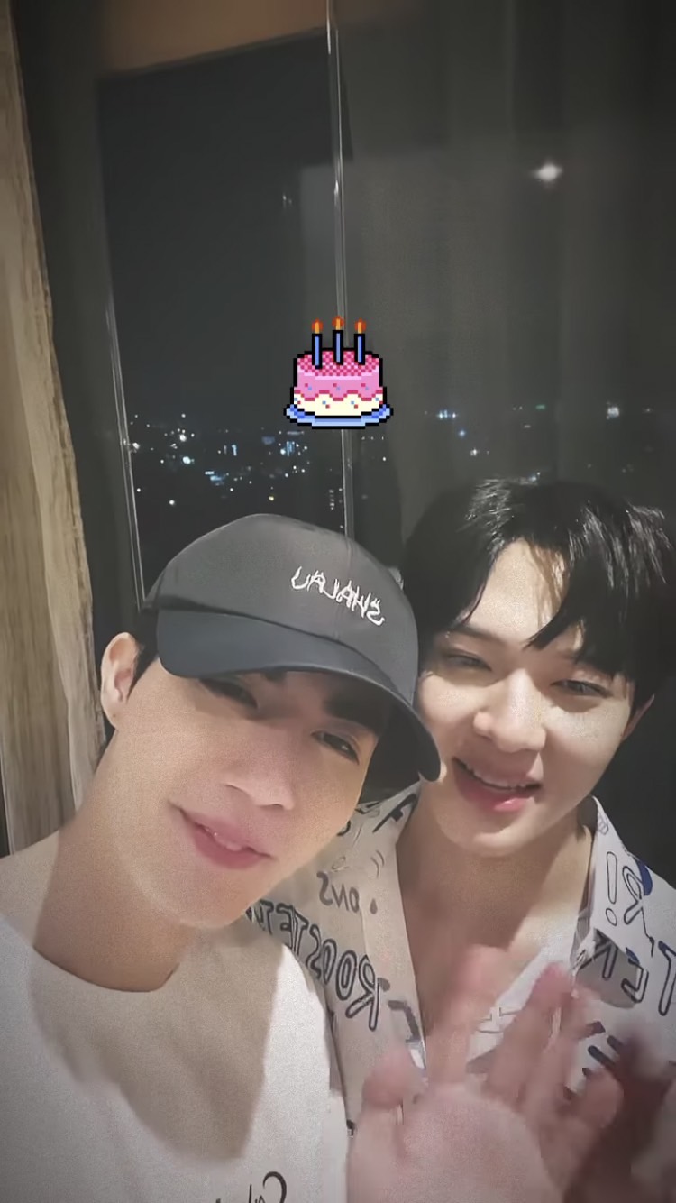 นุนิว หิ้วของขวัญแฮปปี้เบิร์ดเดย์ ซี หวานจนมดขึ้น 