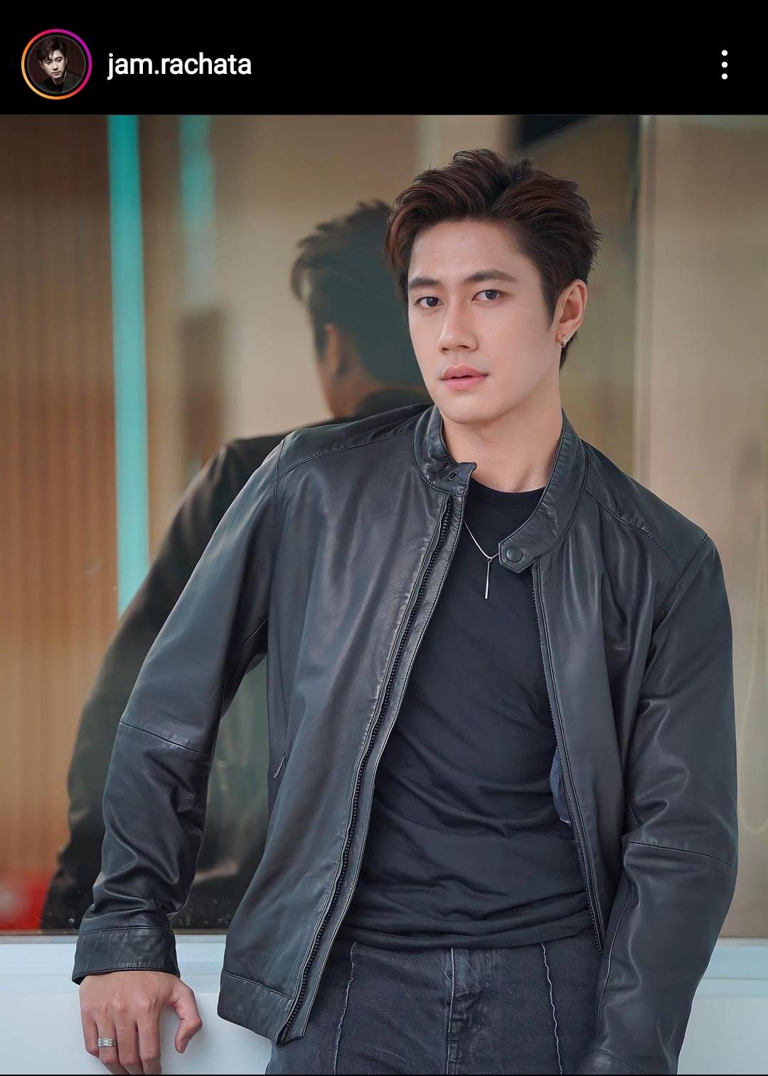 “ฟิล์ม-แจม”  ทำแฟนจีนจิ้นหนัก  ขึ้นบิลบอร์ดคู่กลางกรุงเทพ 