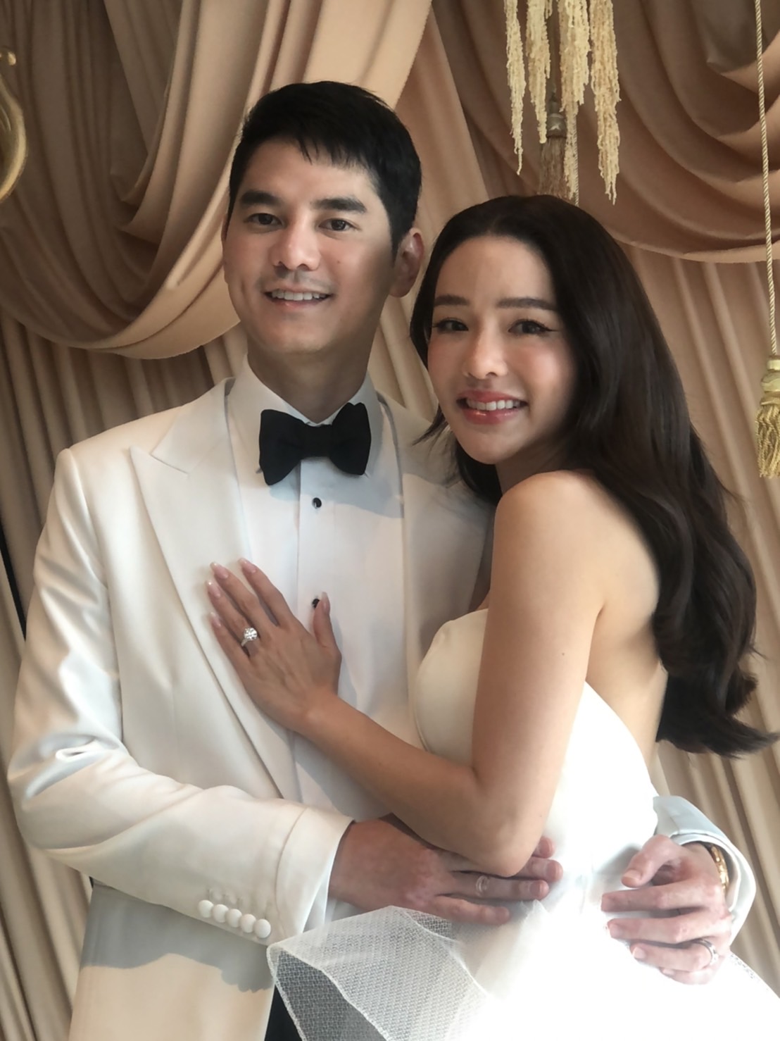 เผยคำมั่นสัญญาที่มีให้กัน แอร์-ไอซ์ แพลนมีทายาทปลายปี เผยคำมั่นสัญญาที่มีให้กัน แอร์-ไอซ์ แพลนมีทายาทปลายปี