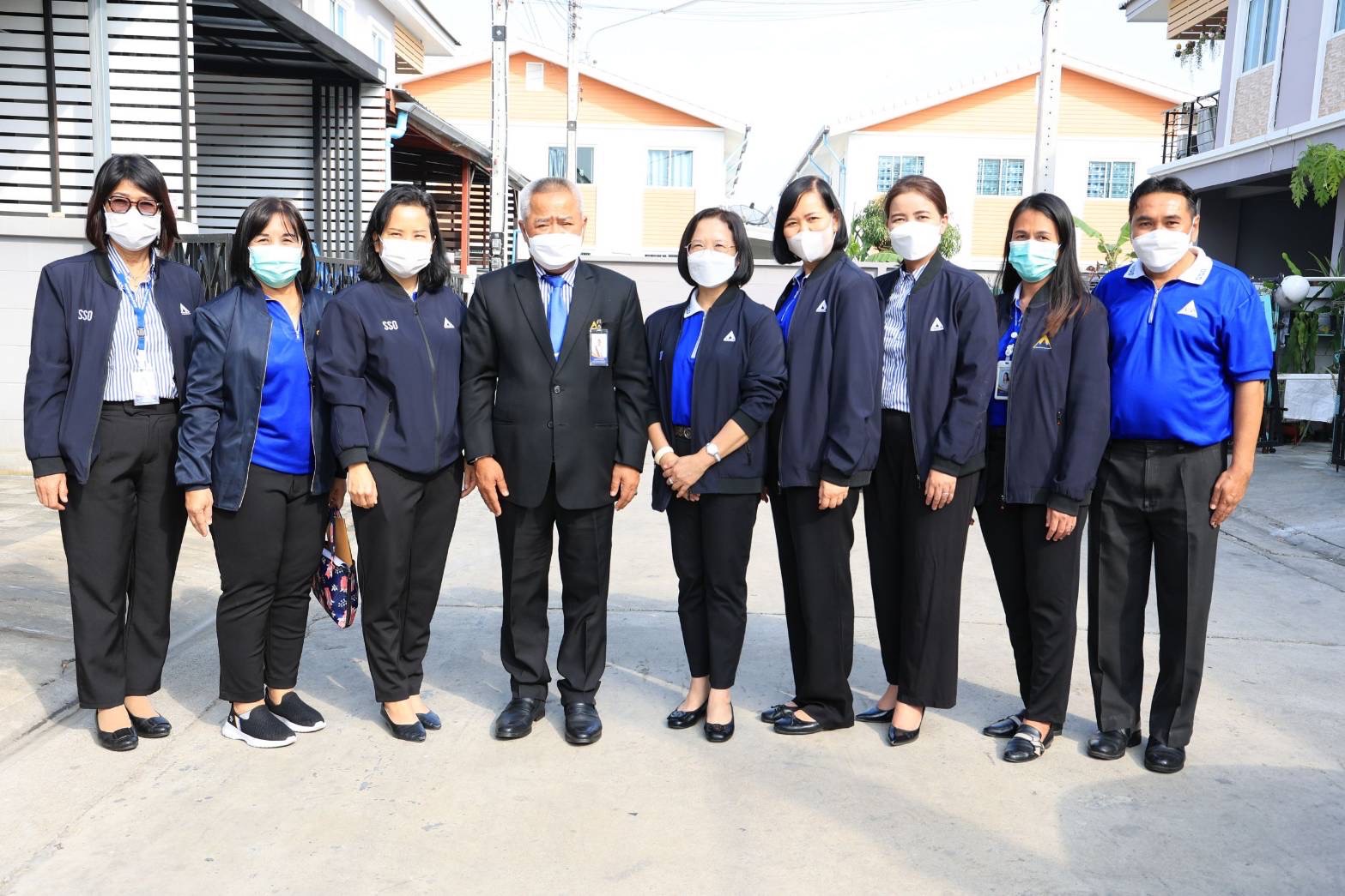 ประกันสังคม เยี่ยมให้กำลังใจผู้ประกันตนทุพพลภาพ