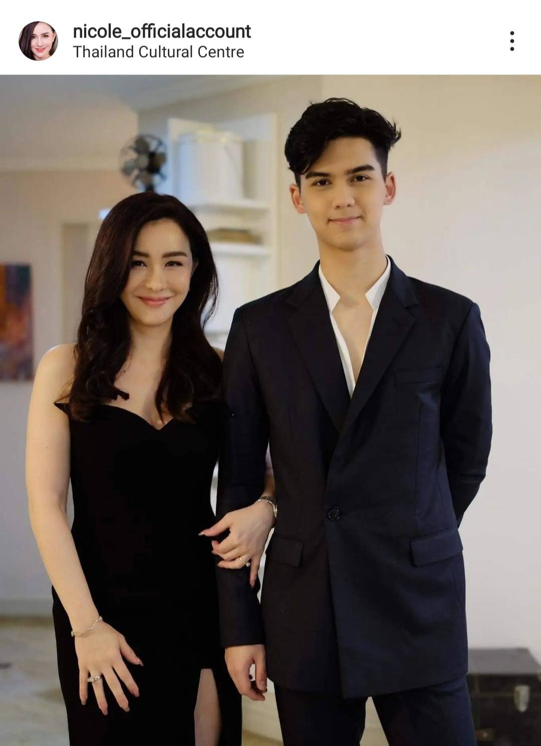 นิโคล เทริโอ แอดมิทโรงพยาบาล ด้าน ทิกเกอร์ ลูกชาย คอยดูแลไม่ห่าง นิโคล เทริโอ แอดมิทโรงพยาบาล ด้าน ทิกเกอร์ ลูกชาย คอยดูแลไม่ห่าง