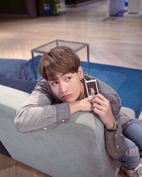 ทำความรู้จัก! ทอยทอย ธนภัทร หนุ่มหล่อชื่อดัง จากซีรีส์วาย ทำความรู้จัก! ทอยทอย ธนภัทร หนุ่มหล่อชื่อดัง จากซีรีส์วาย