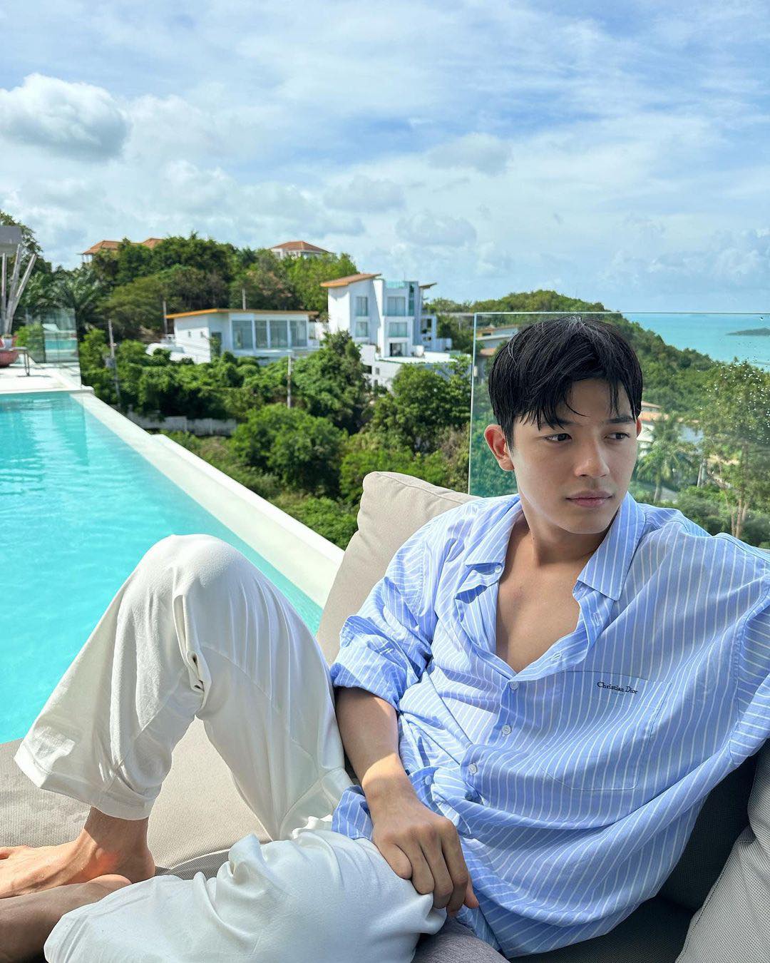 พัค โซโลมอน หนุ่มหล่อจาก มัธยมซอมบี้ มาไทยเที่ยวเกาะสมุยสุดชิล