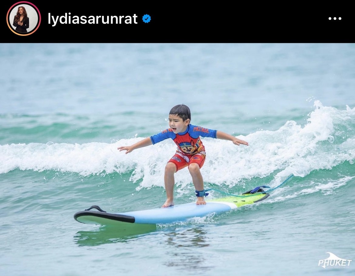 น้องดีแลน โชว์ลีลาโต้คลื่นครั้งแรก!! บอกเลยว่าเก่งมากกกก น้องดีแลน โชว์ลีลาโต้คลื่นครั้งแรก!! บอกเลยว่าเก่งมากกกก