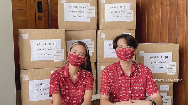 เกาะติดสถานการณ์โควิด-19 กับเหล่าคนบันเทิง (มีคลิป) เกาะติดสถานการณ์โควิด-19 กับเหล่าคนบันเทิง (มีคลิป)