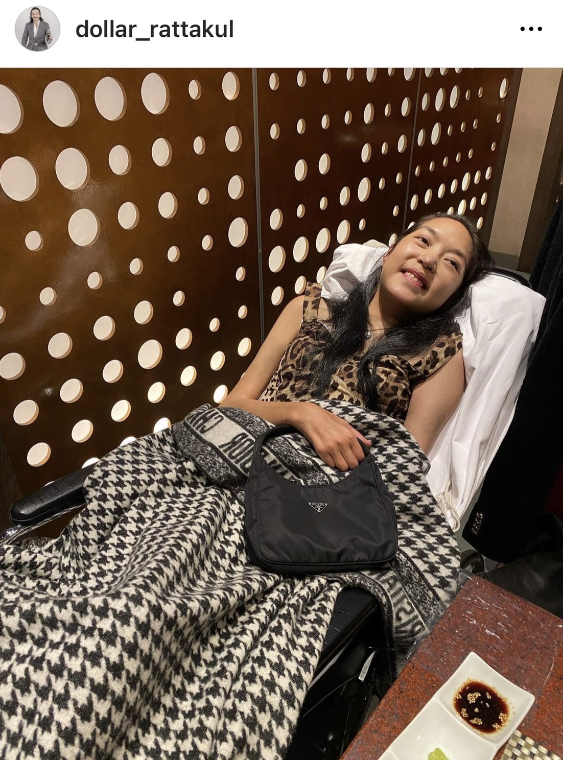 เสธ.ดอลลาร์ เผยอาการ คุณหญิงแมงมุม ดีขึ้นมาก คาดว่าจะเอาเครื่องช่วยหายใจออกได้