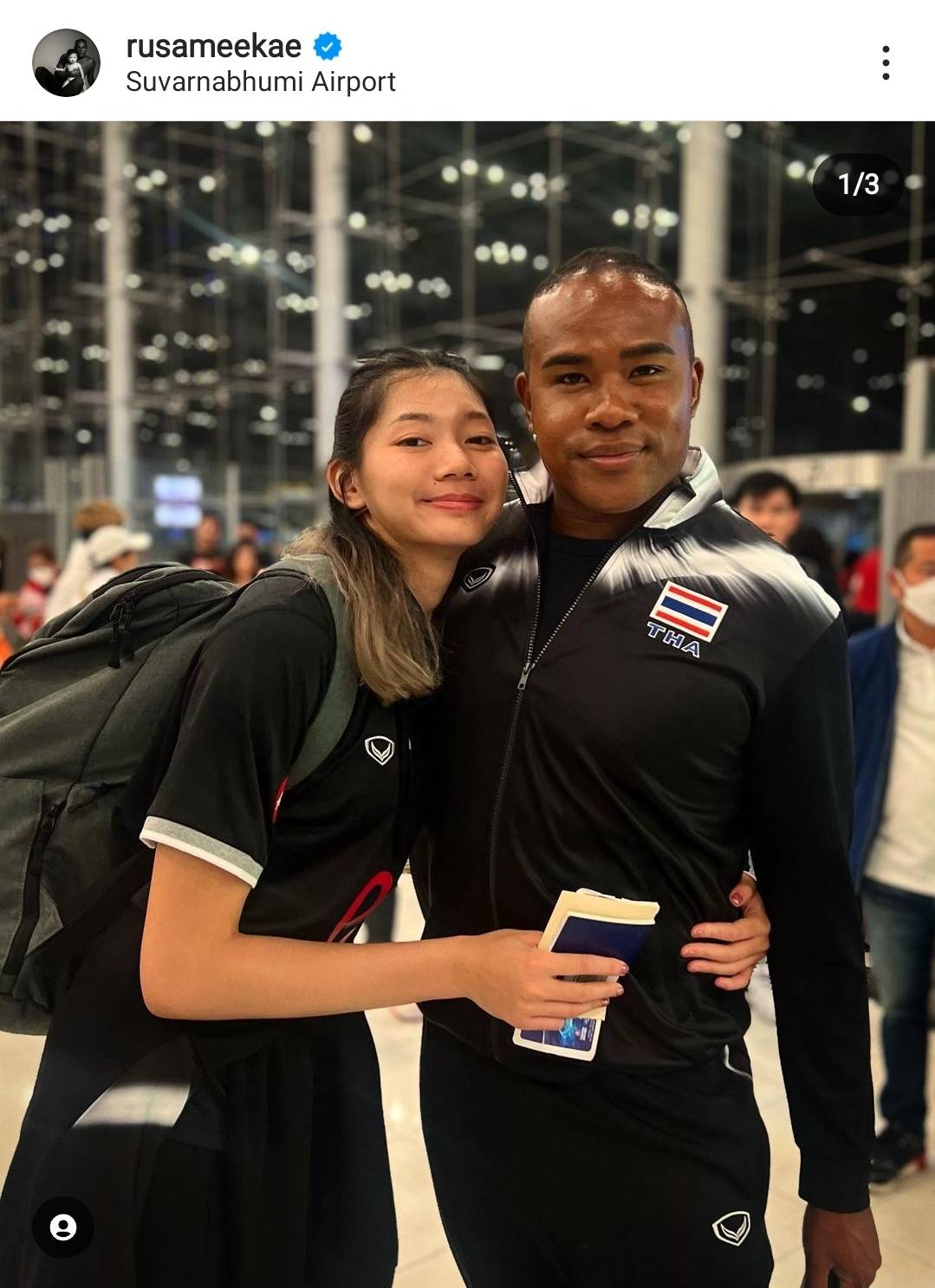 ถึงหมื่นไหมนะ? รัศมีแข โพสต์ถามหลังนักตบลูกยางสาวไทย เอาชนะ แคนนาดา ได้ 3-0 เซ็ต