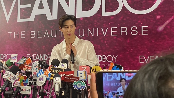 แฟนคลับแน่น “มาร์ค ต้วน”  ร่วมงานอีเว้นท์ใจกลางเมือง    (มีคลิป)