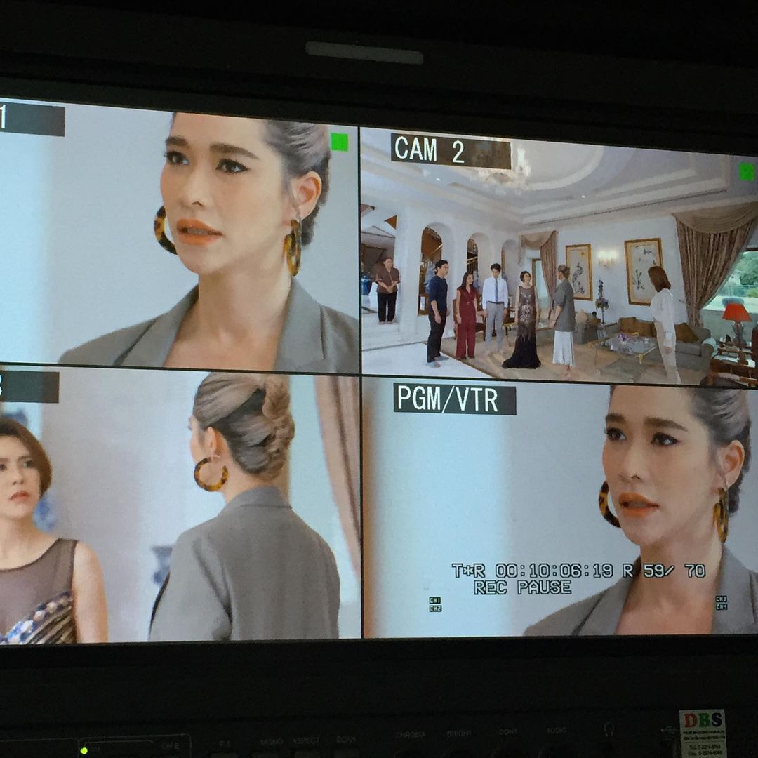 คุณมัมพลอย ตอบเอง แค่ลาจอแก้ว อยากลองงานพิธีกร