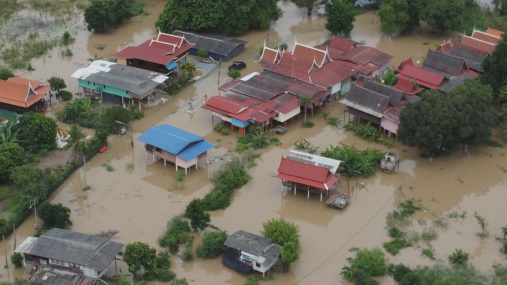 สถานการณ์น้ำท่วม อยุธยา 2 ฝั่งคลองบางบาล ยังท่วมสูง