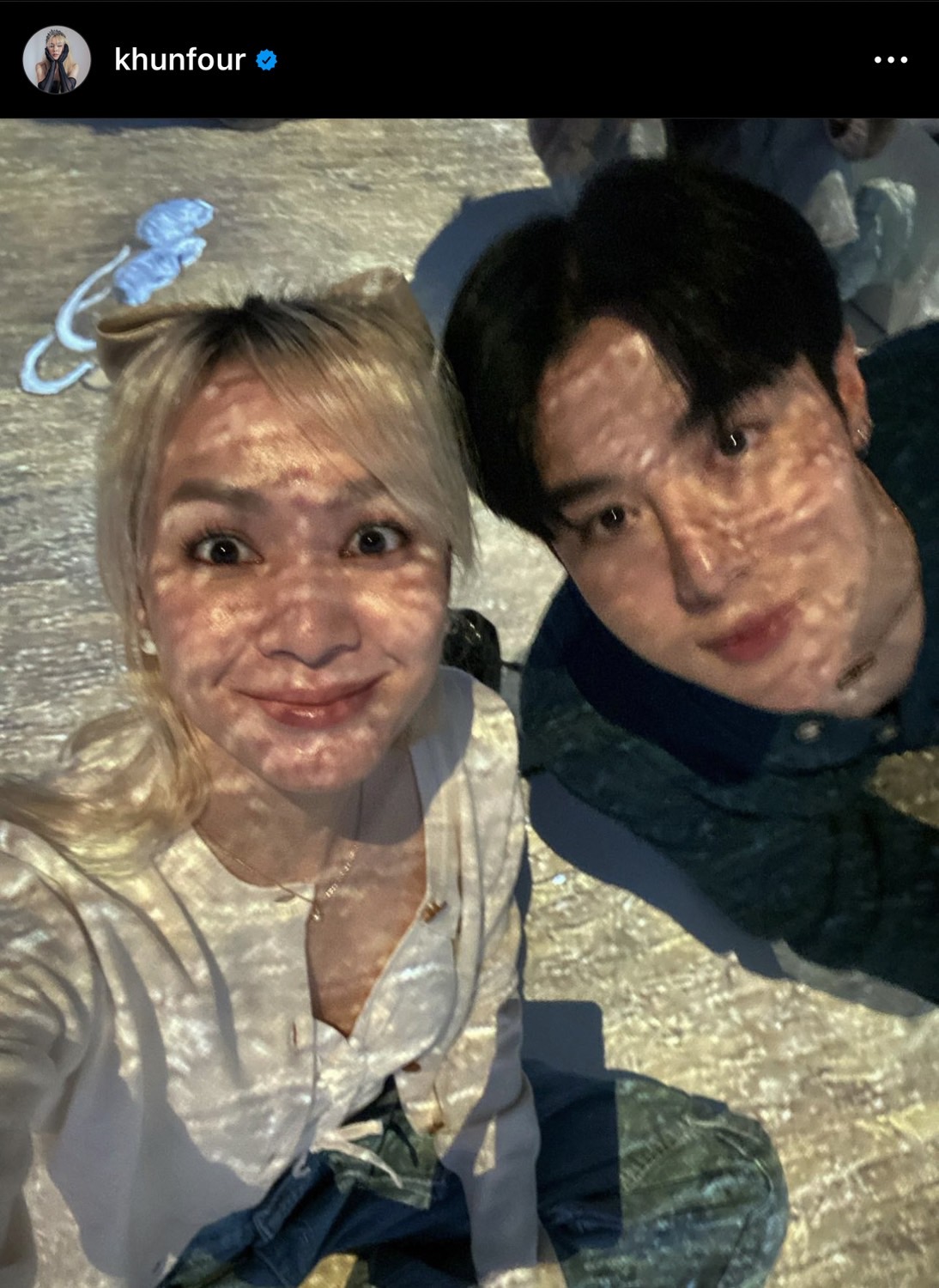 คู่จริงหรือคอนเทนต์!? อาร์ม ควง โฟร์ เที่ยวนิทรรศการหวานฉ่ำ