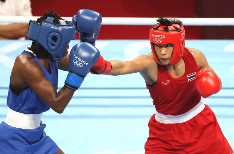 'สุพาพร' สอนเชิงนักชกเอกวาดอร์ยับเยิน ทะลุ 16 คนท้ายมวยหญิงโอลิมปิก