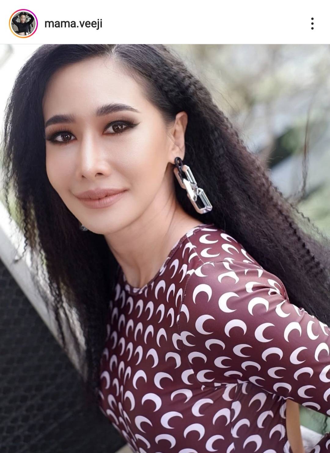 กุ้งพลอย โพสต์รัวๆสื่อถึงใคร ลั่น อย่าก้าวก่ายความเป็นแม่  