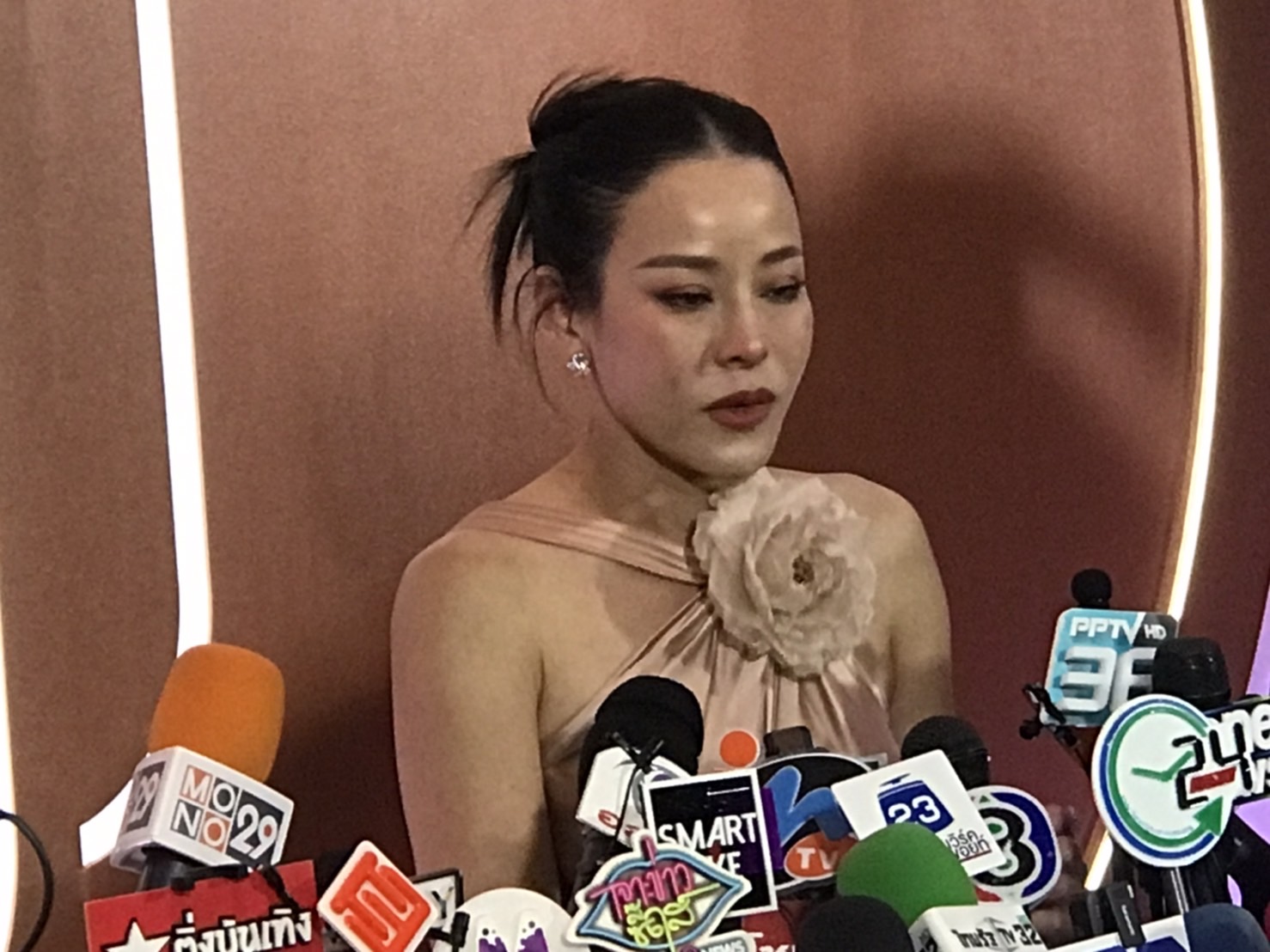 หนิง ปณิตา รับทั้งน้ำตาครอบครัวมีปัญหาจริง