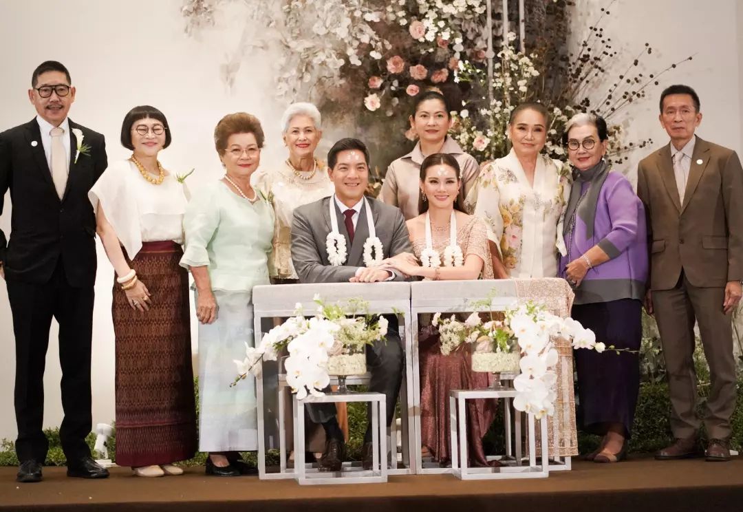 เข้าพิธีแต่งงานแล้ว หญิง รฐา-ตุลย์ บรรยากาศอบอุ่น เจ้าสาวซึ้งจนกลั้นน้ำตาไม่อยู่ เข้าพิธีแต่งงานแล้ว หญิง รฐา-ตุลย์ บรรยากาศอบอุ่น เจ้าสาวซึ้งจนกลั้นน้ำตาไม่อยู่