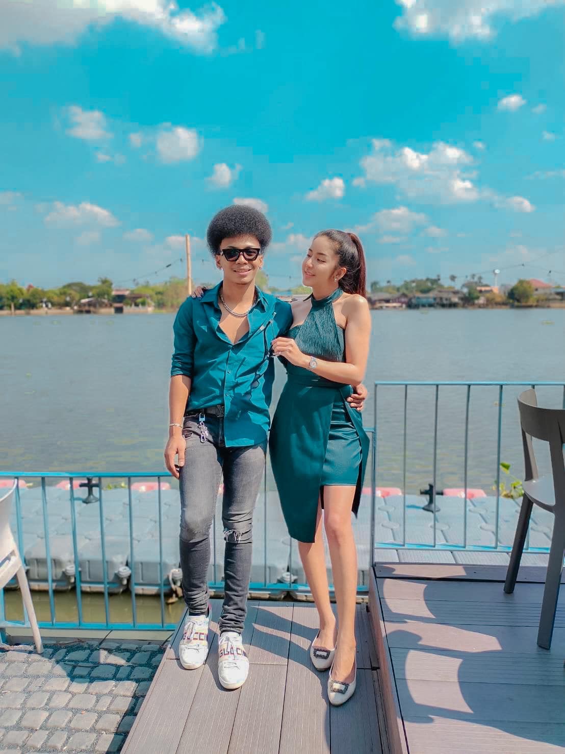 ชาวเน็ตเสียงแตก!! โชค โชคมงคล ปล่อยเพลงใหม่ มีเมียเมื่อพร้อม ชาวเน็ตเสียงแตก!! โชค โชคมงคล ปล่อยเพลงใหม่ มีเมียเมื่อพร้อม