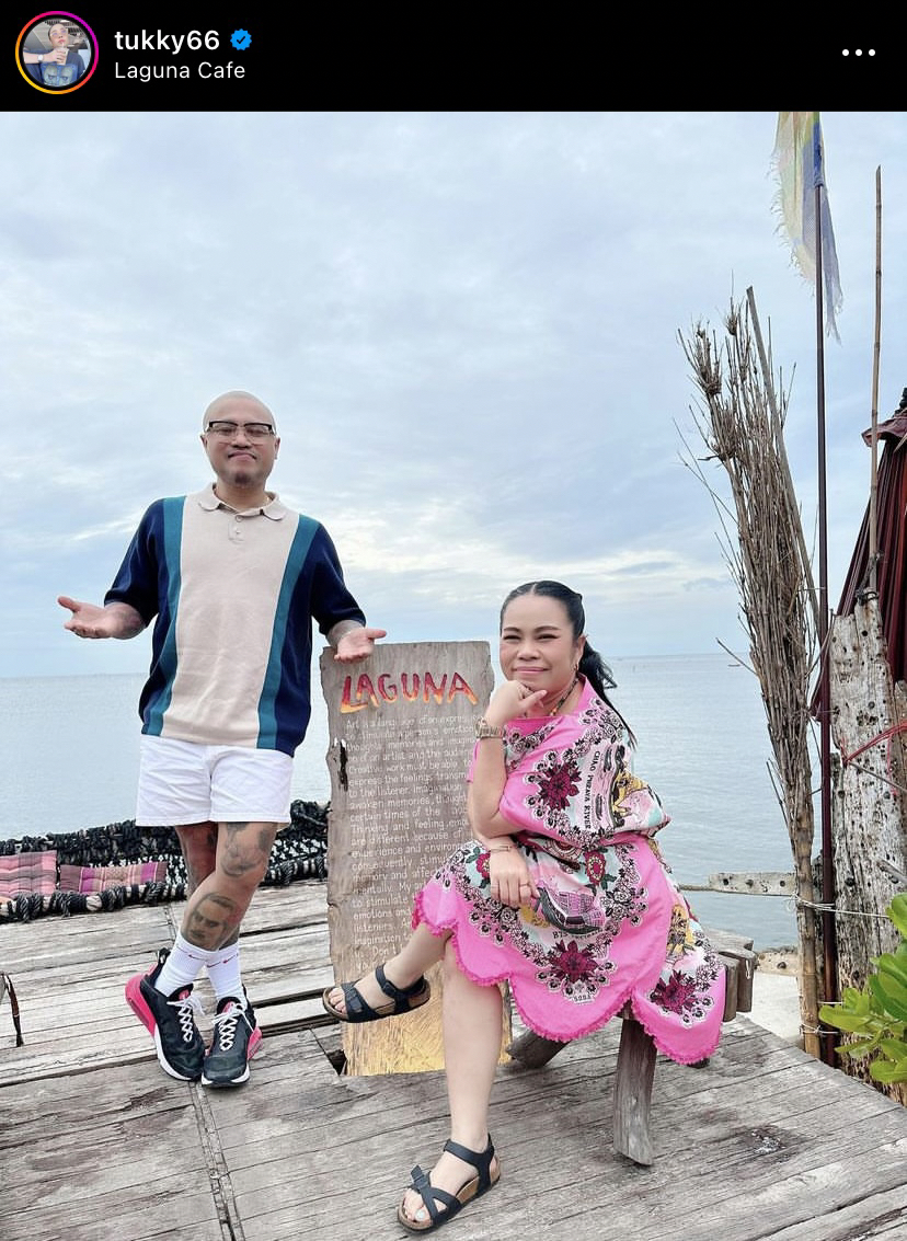 ตุ๊กกี้ ออกรถหรู ทำชาวเน็ตแห่ส่องป้ายทะเบียน!