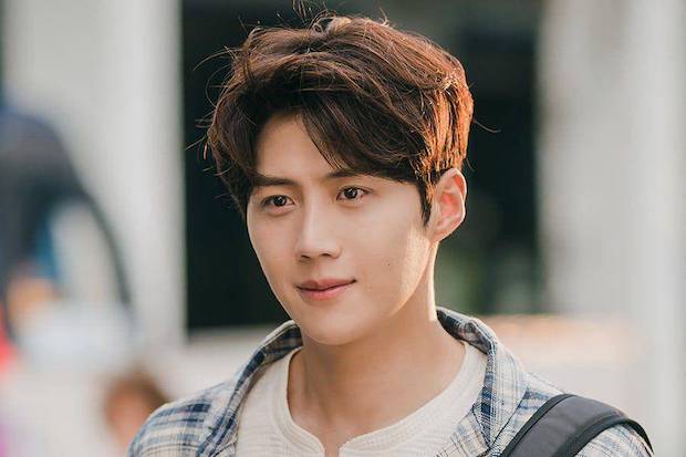 ใกล้คัมแบ็กเต็มที!! เผยโปสเตอร์ผลงานละครเวทีของ ‘คิมซอนโฮ’