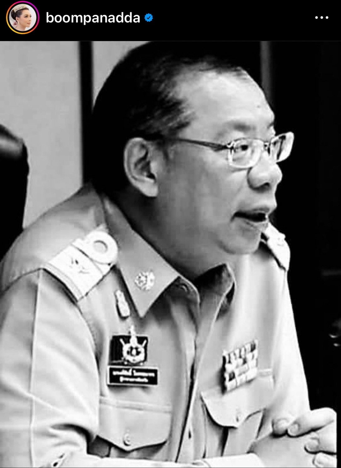 คนบันเทิงไว้อาลัย ผู้ว่าหมูป่า ณรงศักดิ์ โอสถธนากร  เสียชีวิตด้วยโรคมะเร็ง