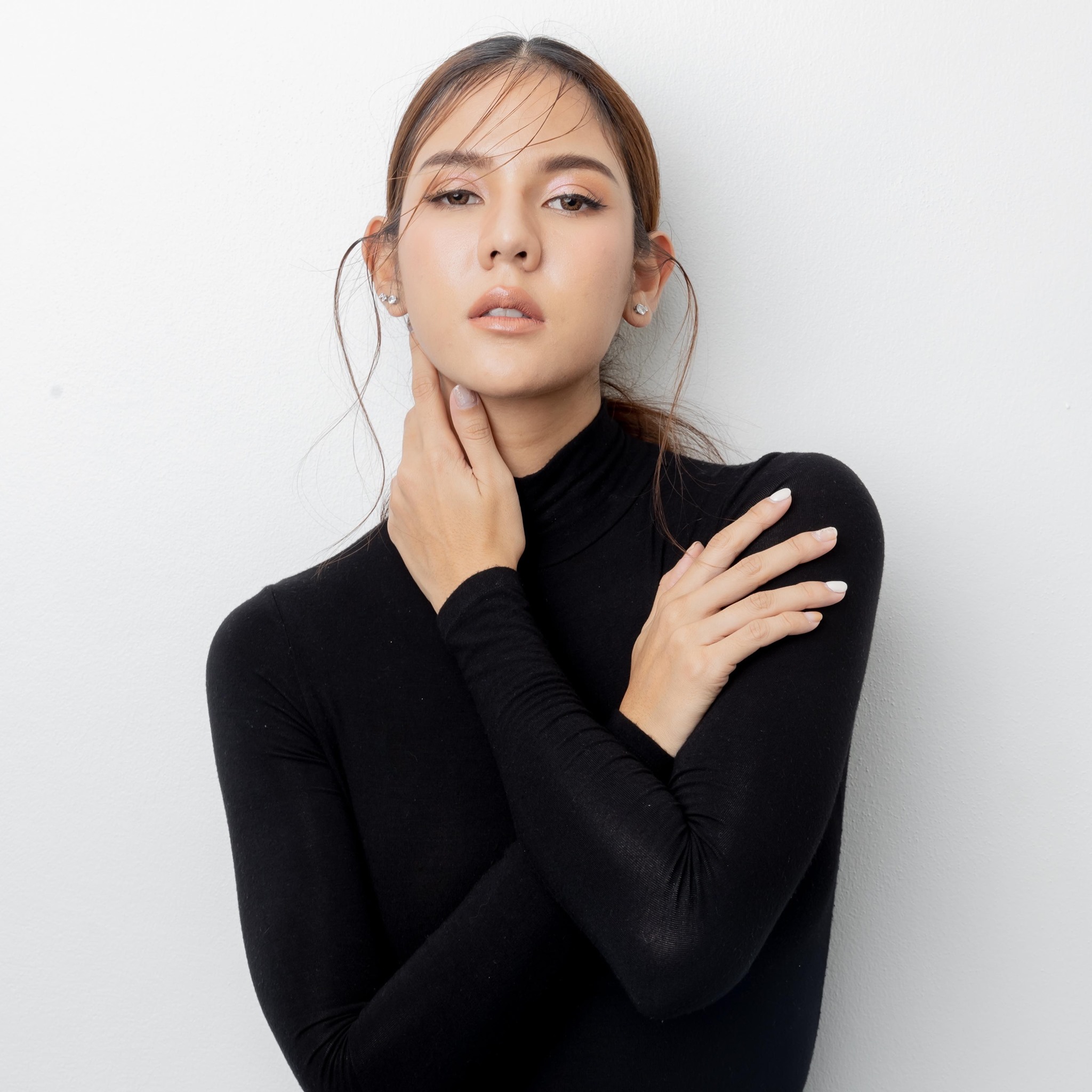 เอาจริง! หมิว สิริลภัส เดินหน้าเข้าแจ้งความ พร้อมฝากถึงแอคหลุมและผองเพื่อน 